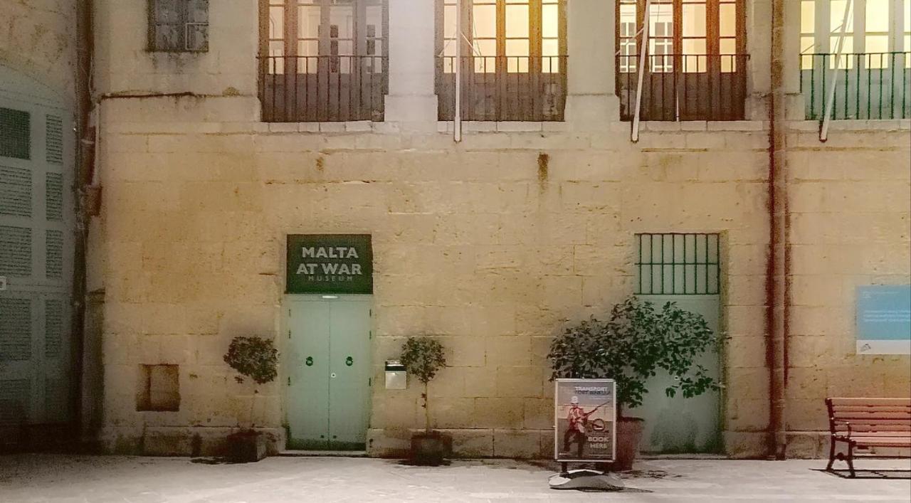 Modern Apt Kalkara Seafront! Exterior photo