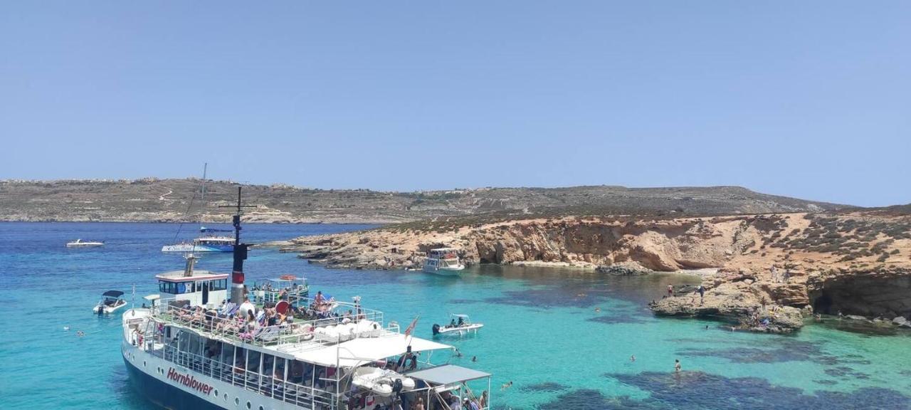 Modern Apt Kalkara Seafront! Exterior photo