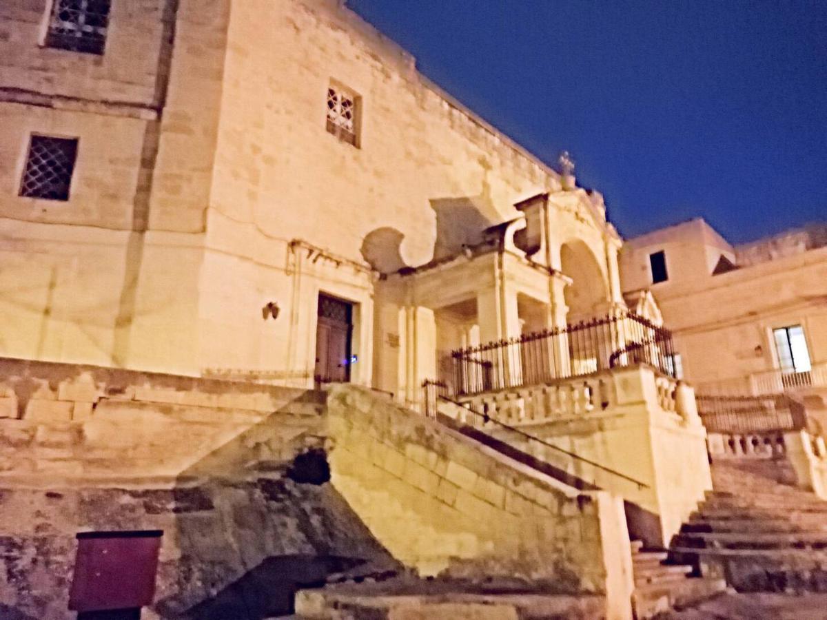 Modern Apt Kalkara Seafront! Exterior photo