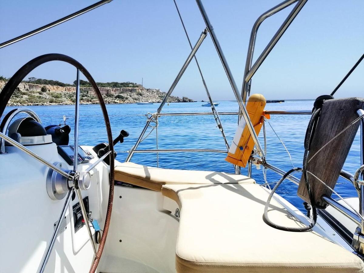 Modern Apt Kalkara Seafront! Exterior photo